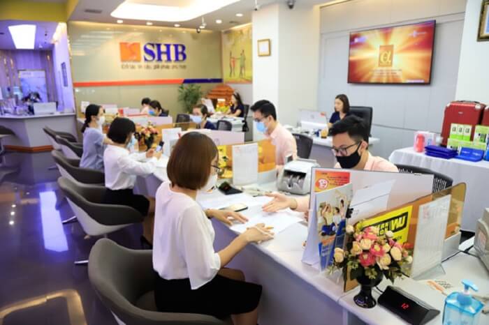 SHB) làm việc từ thứ 2 – thứ 6 và sáng thứ 7 hàng tuần